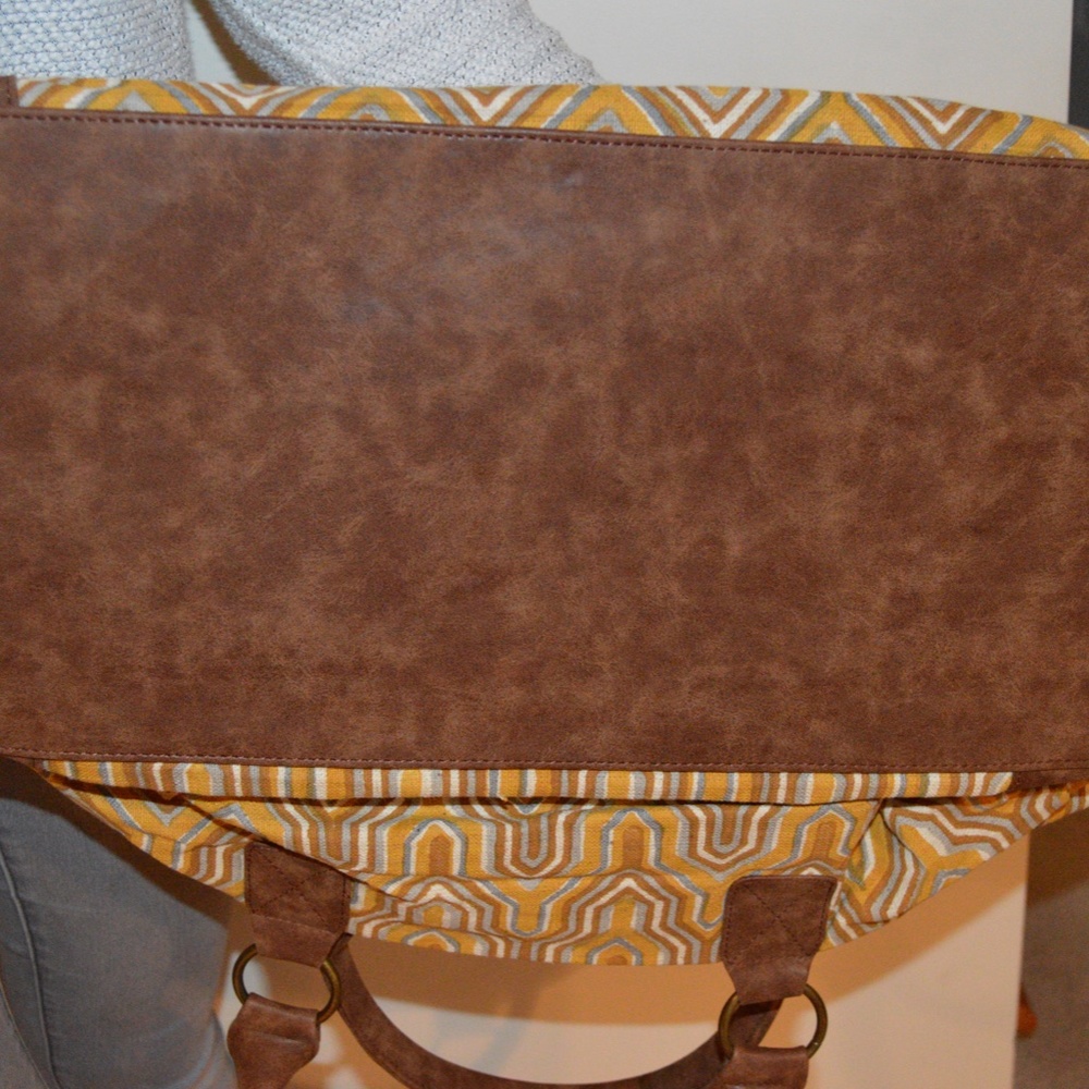 Weekender (NEW) - Picture 4 of 6